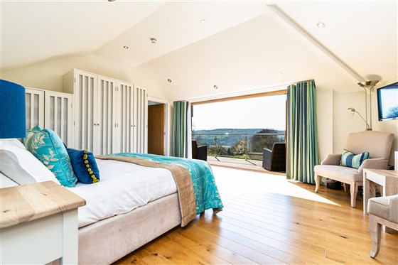 Bridal suite