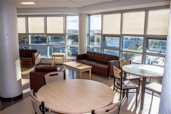 Lounge no Macpherson College