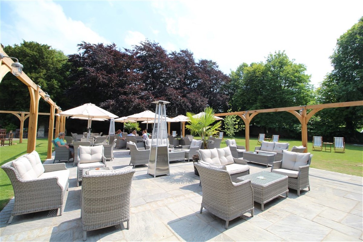 Pavilion Bar