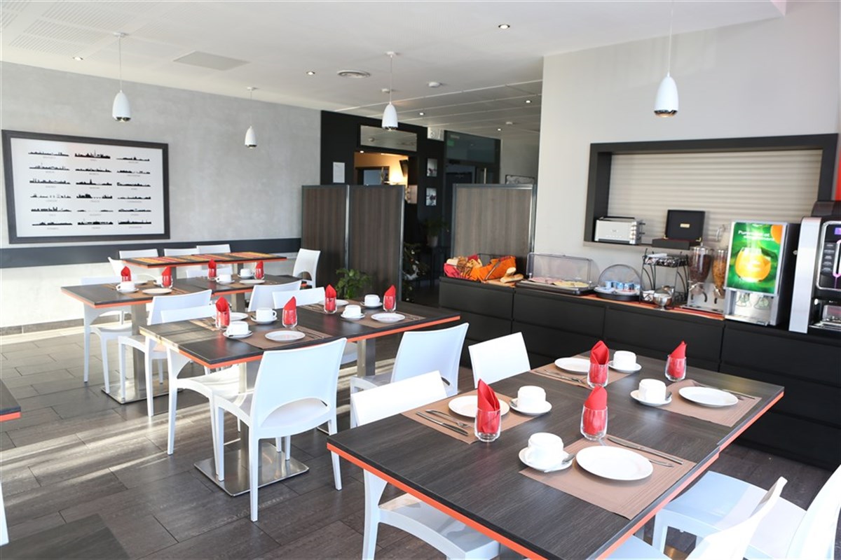 Salle de petit déjeuner