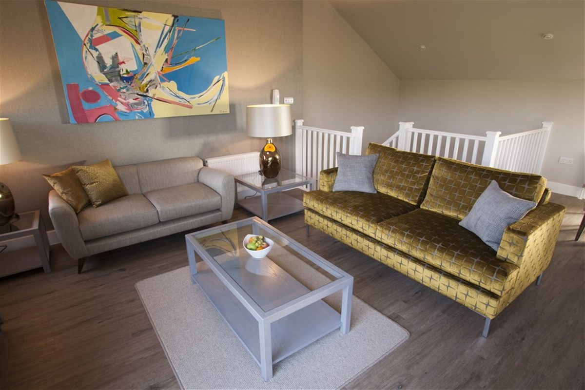 MEWS HOUSE 2