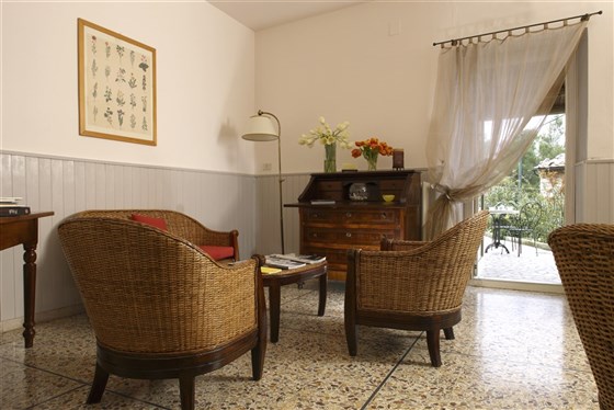 Sala lettura e Giardino/Terrazzo