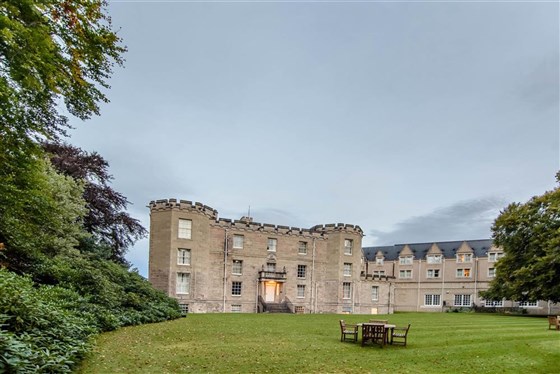 Hotel Newton