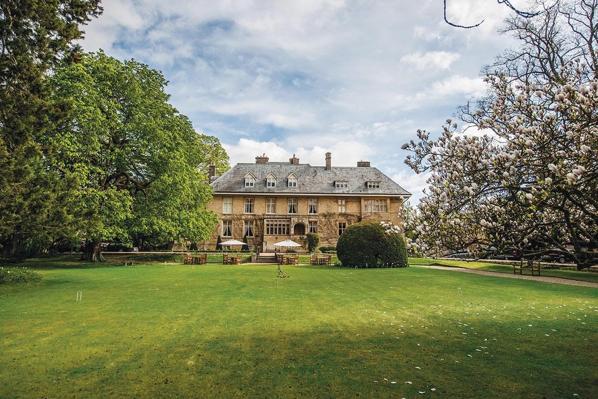 The Slaughters Manor House 