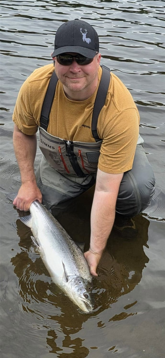 8.Mr Iain Law the cracker caught at Upper Redgorton