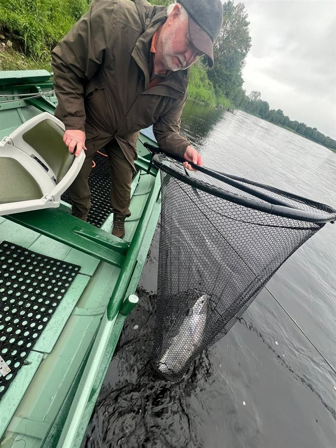 11.Mr Steve Wright with a lovely fish at Fishponds