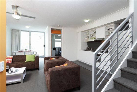 Five Bedroom Apartment