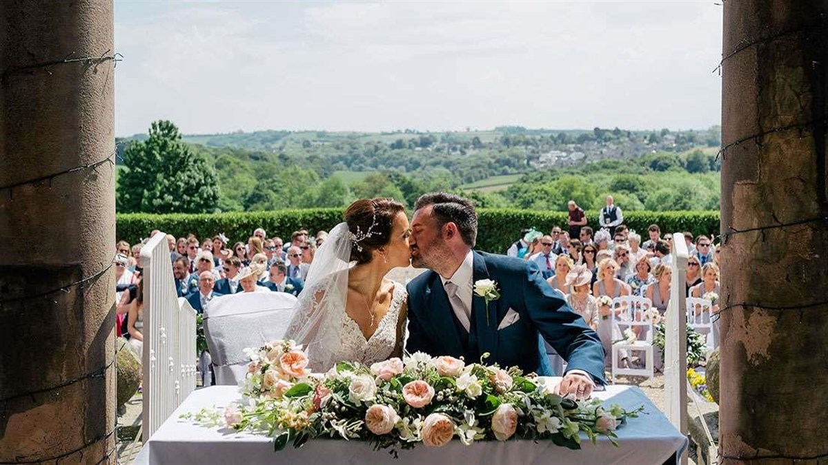 Saying I Do with views over Yorkshire countryside
