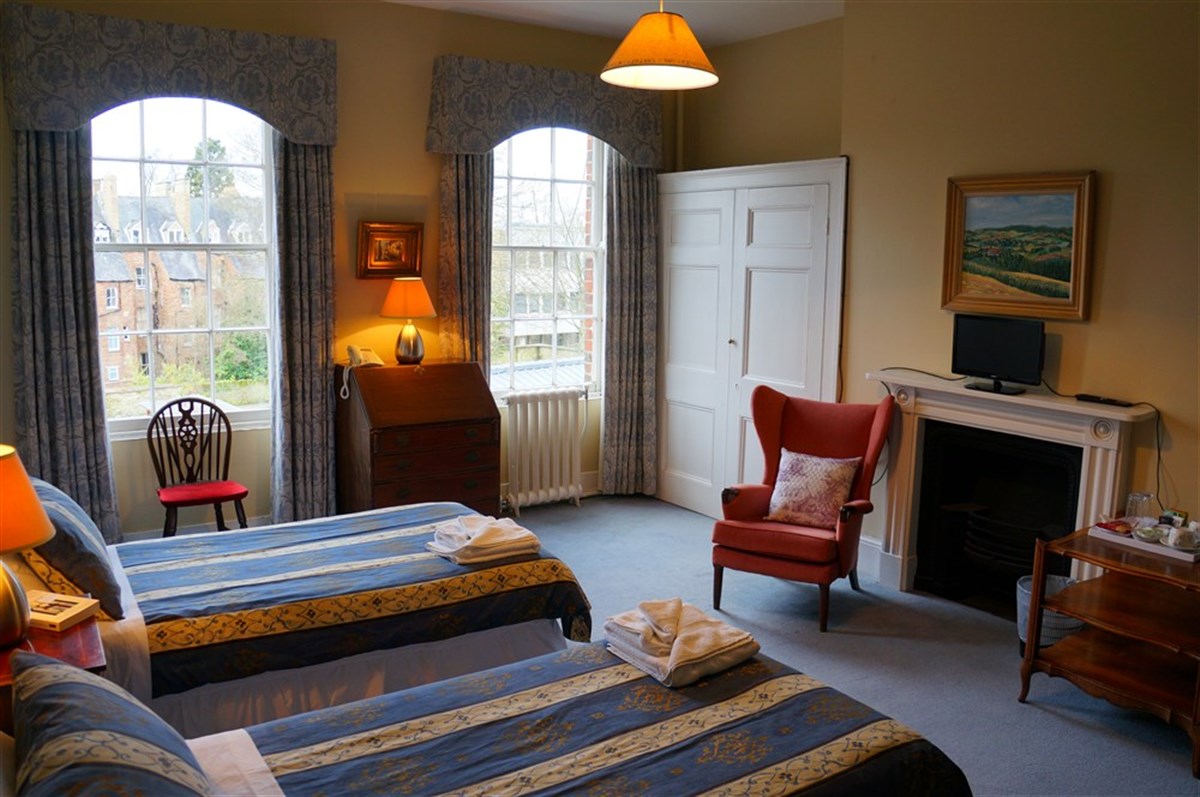 Hall Guest Room