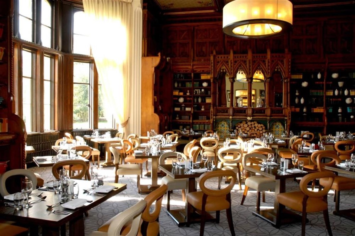 1853 Restaurant & Bar