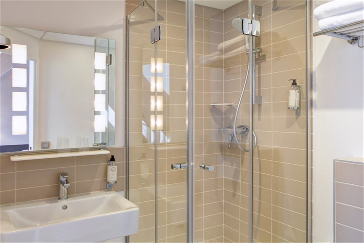 Salle de bain double de luxe