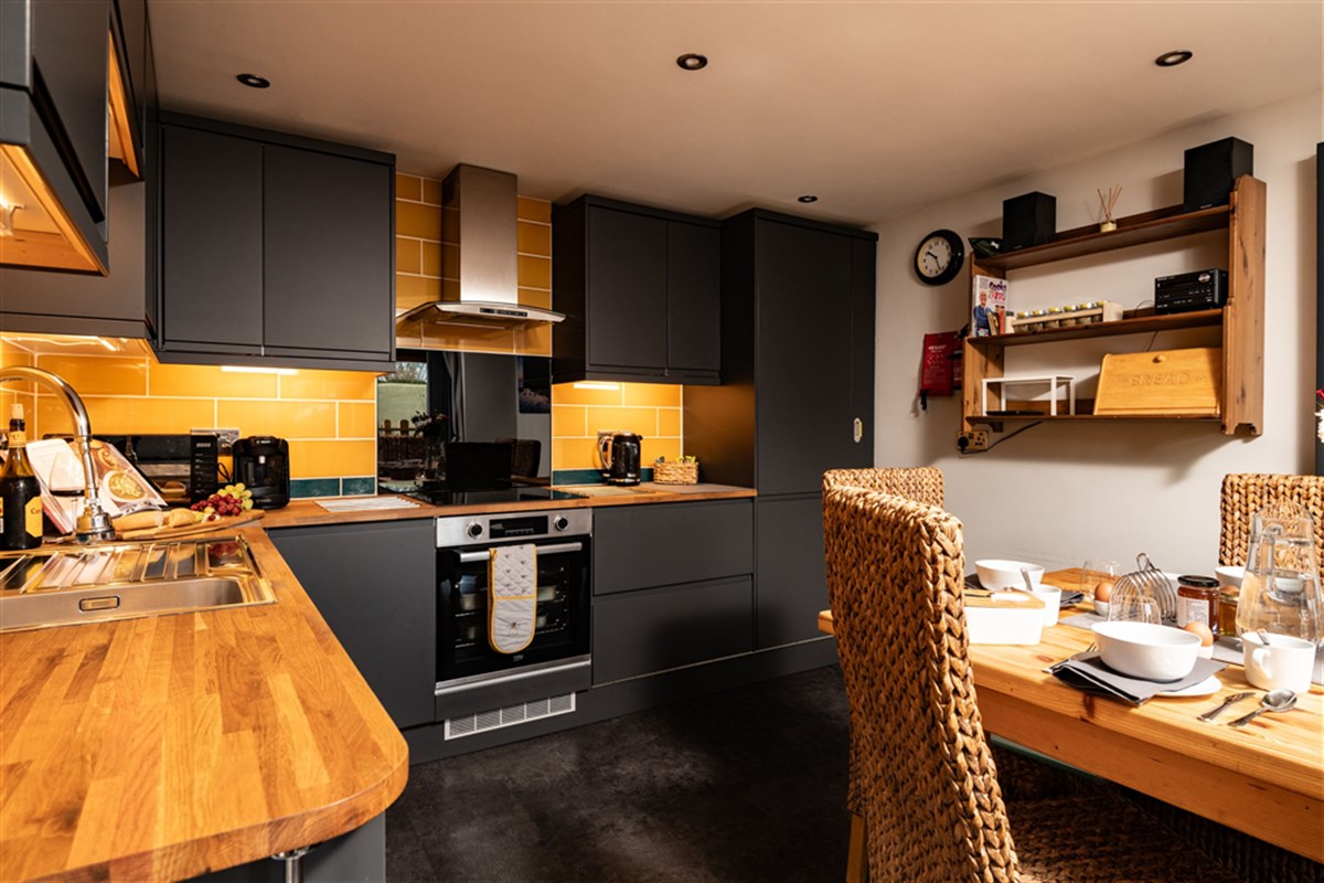 Superbly equipped Kitchen / Diner