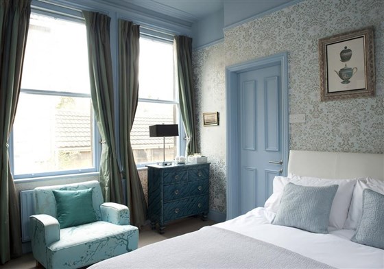 Brooks Guesthouse Bath 