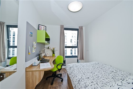 Standard Ensuite Room 