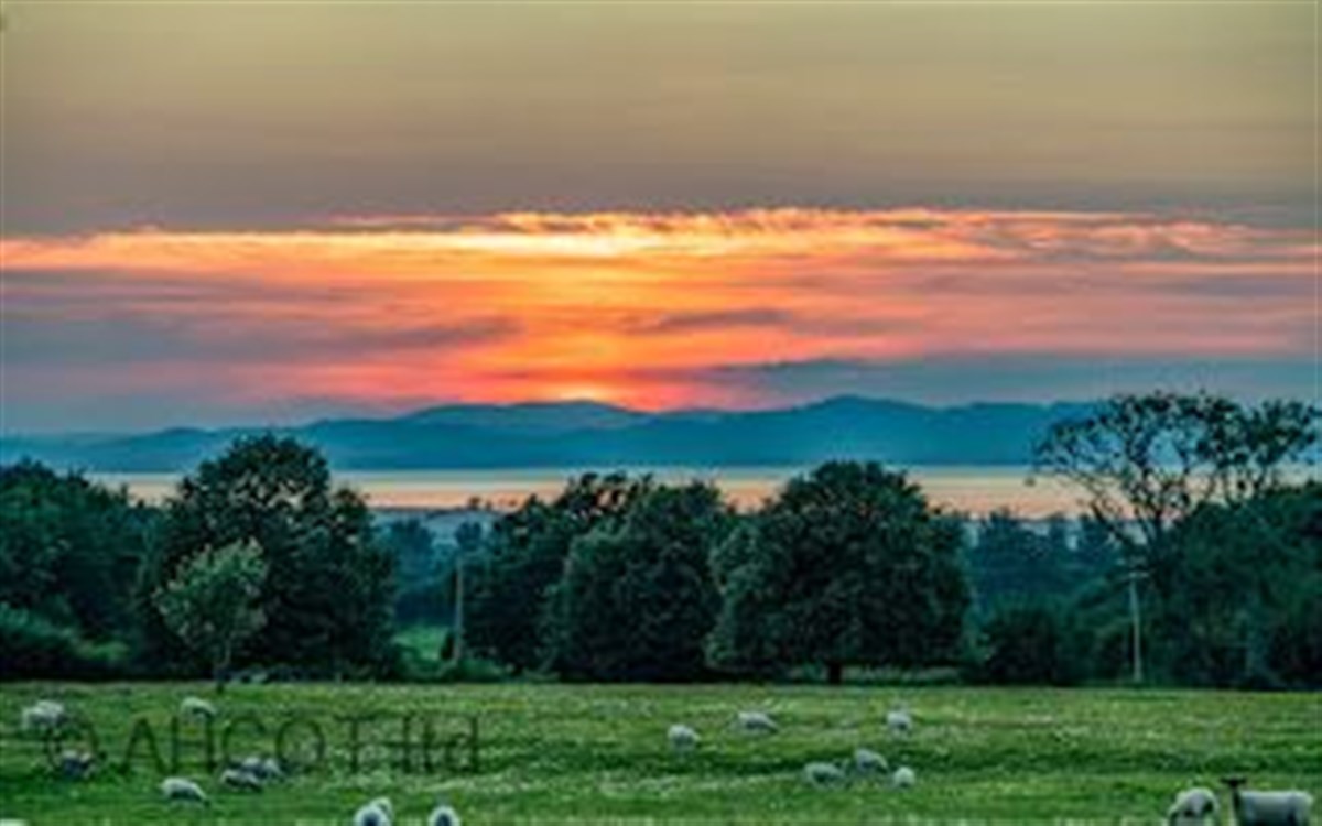 Puesta de sol sobre el Solway