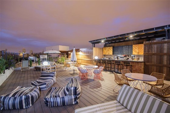 Terrasse sur le toit