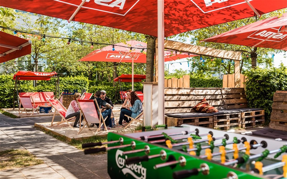 Biergarten (im Sommer geöffnet)