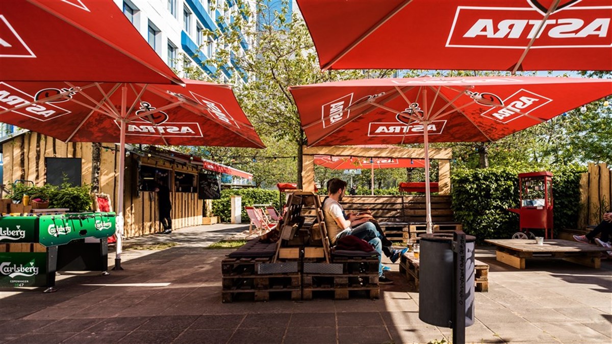 Biergarten (im Sommer geöffnet)