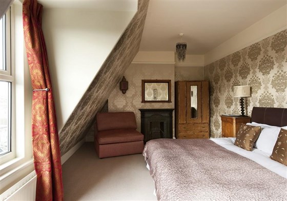 Brooks Guesthouse Bath 
