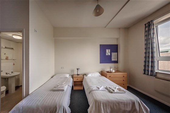 Twin avec salle de bains