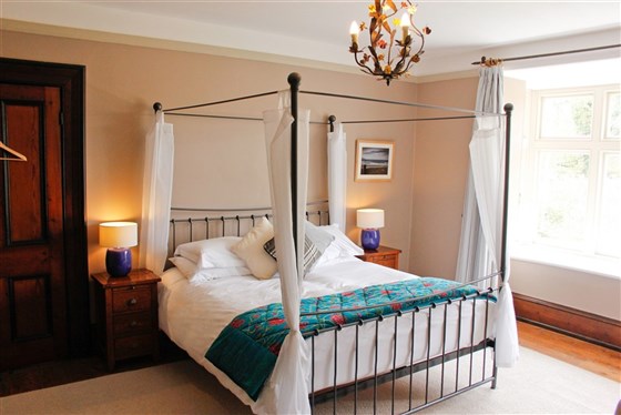 Deluxe Bedroom